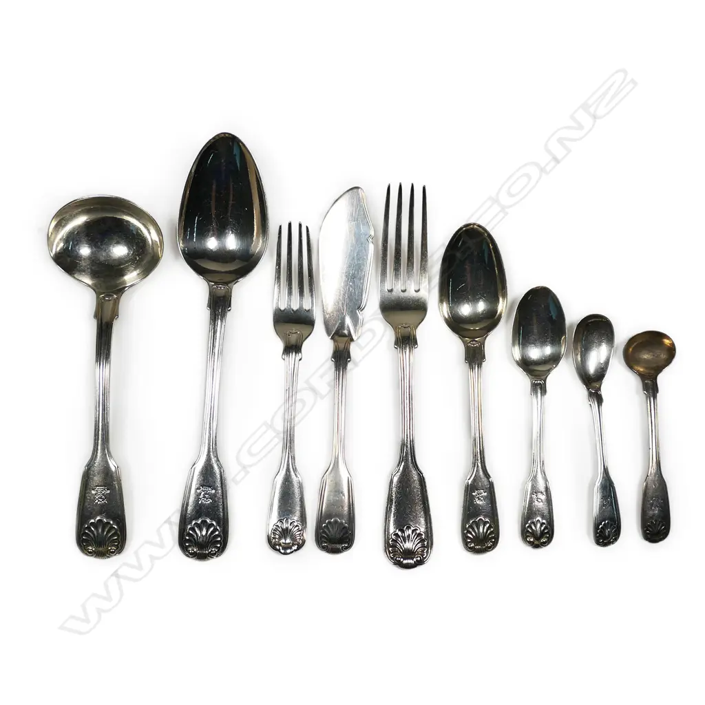A George IV silver twelve-person cutlery set, Image 1++