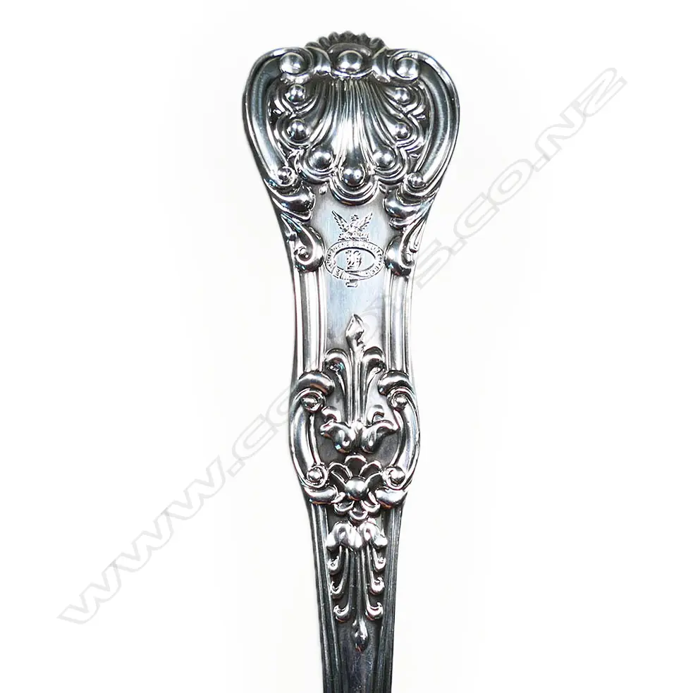 A good Victorian silver stilton cheese scoop, Image 1++