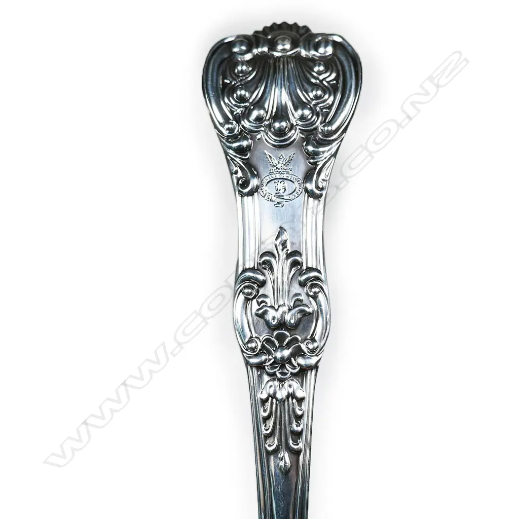 A good Victorian silver stilton cheese scoop, Image 1++