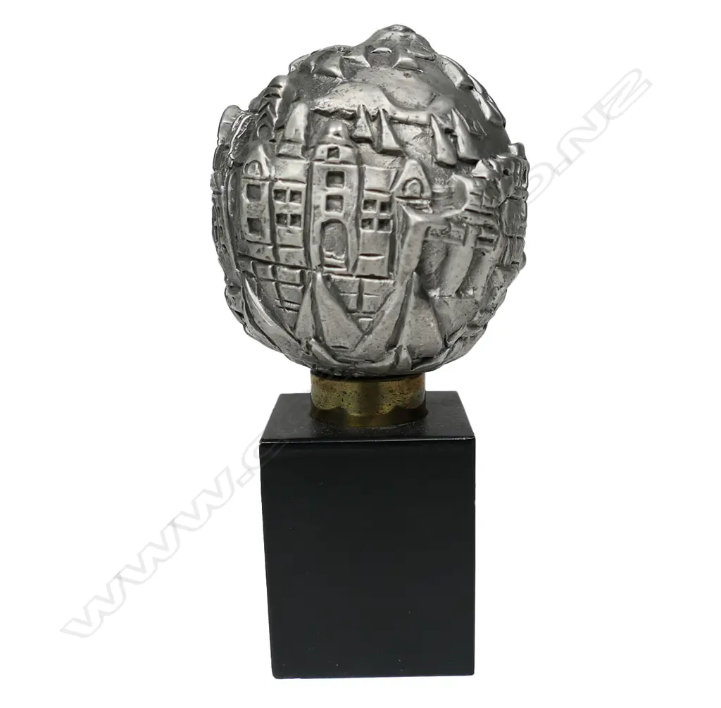 Ken Kendall (1928-2012) white bronze sculpture 'Auckland', Image 1++