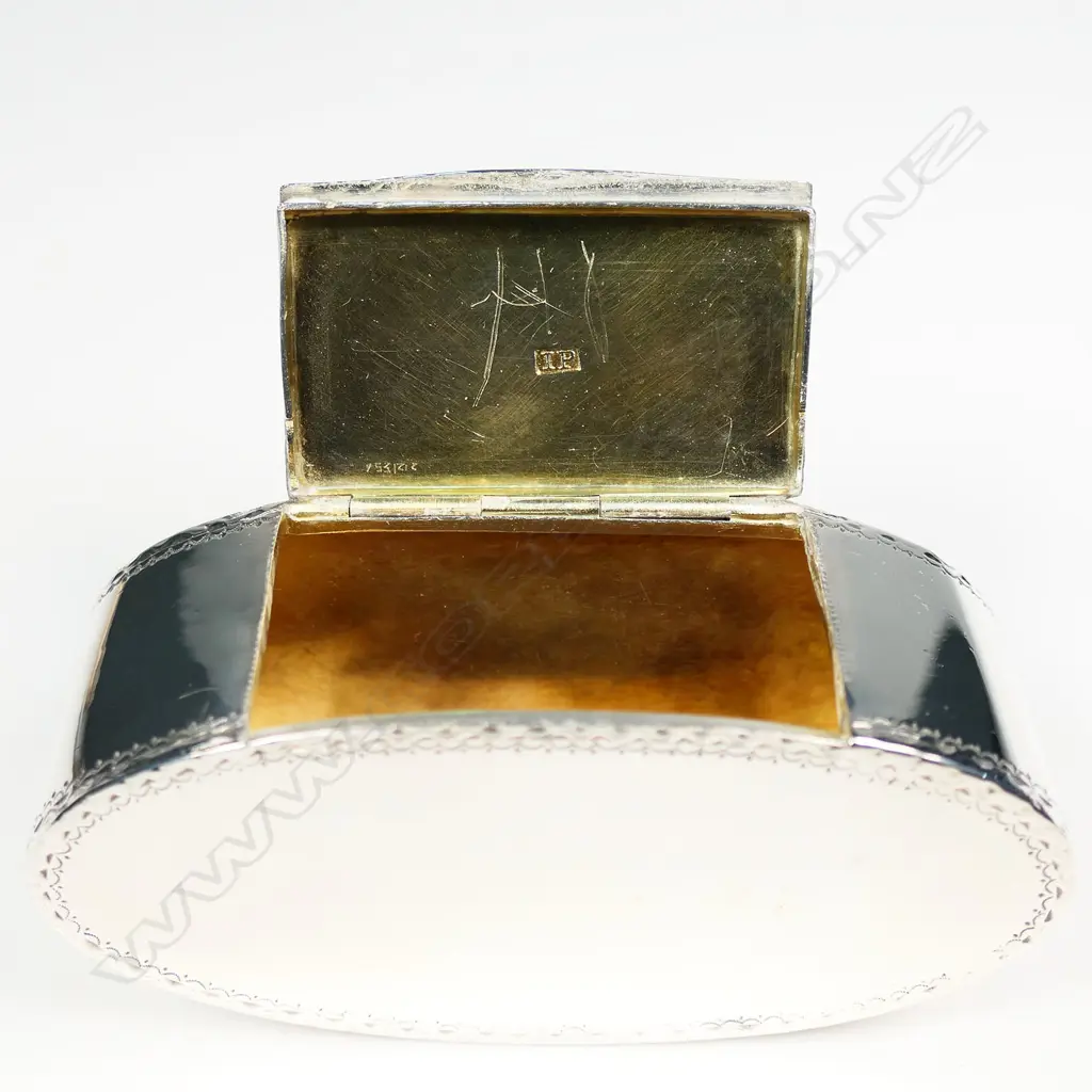 An interesting George III silver duty dodger hinged lidded box, Image 1++
