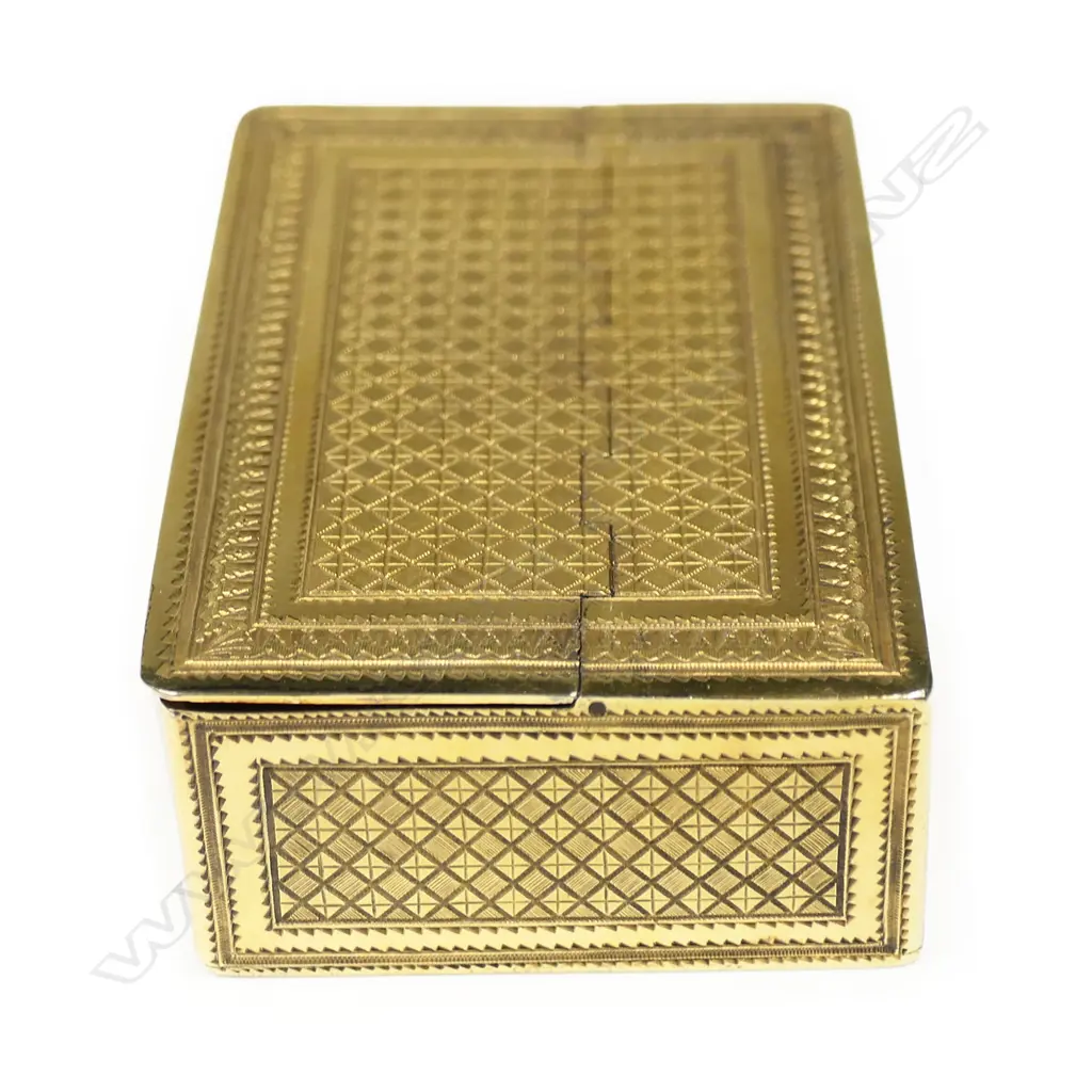 A quality 19th century French silver gilt musical snuff box, Image 1++