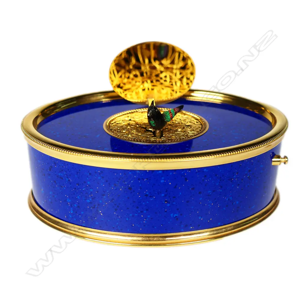 A quality c.1970 Swiss Reuge mechanical singing bird box, Image 1++