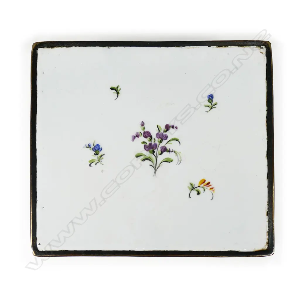 A George III Staffordshire (Bilston) Battersea enamel large box, Image 1++
