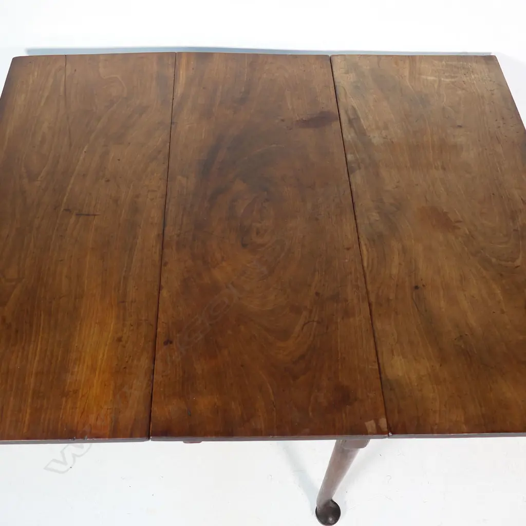A Georgian mahogany drop side table, Image 1++