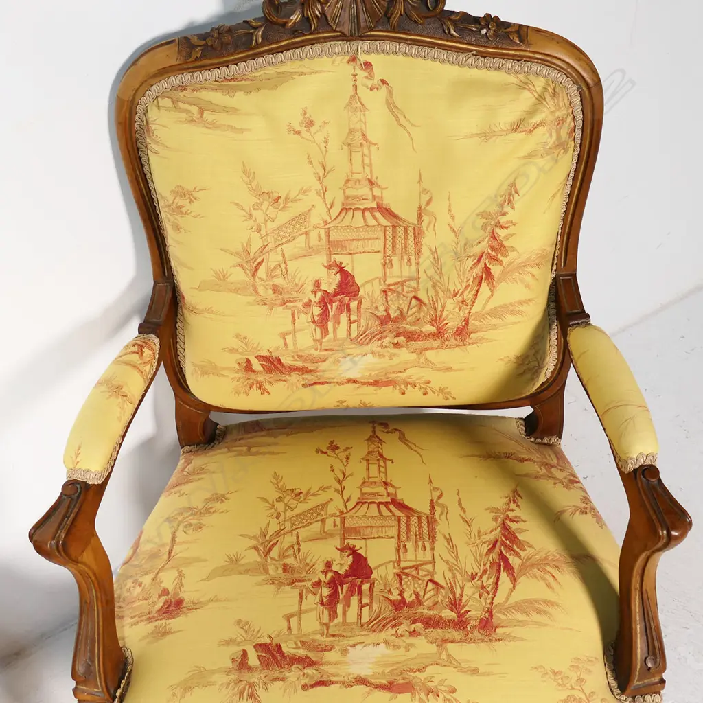 A pair of French open elbow armchairs, Image 1++