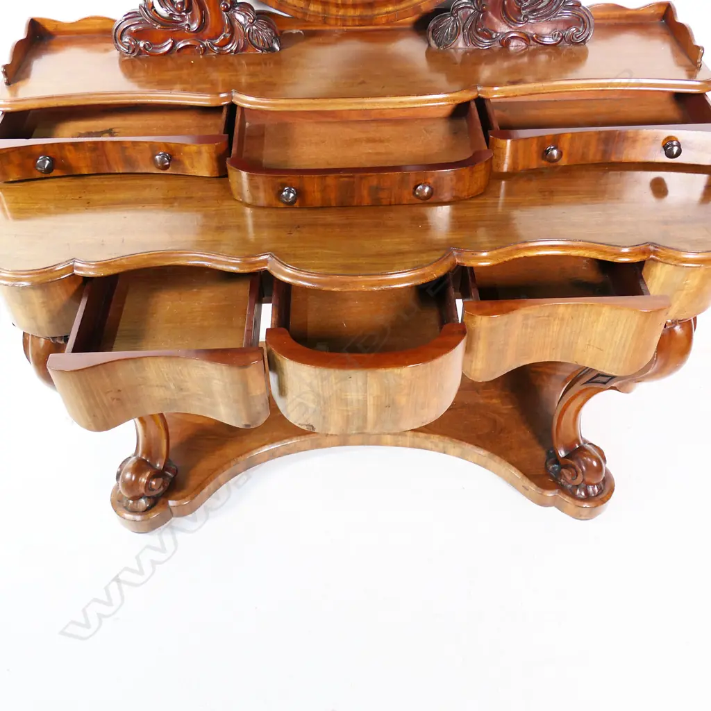 A quality Victorian mahogany dressing table, Image 1++