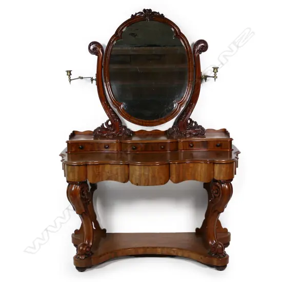 A quality Victorian mahogany dressing table,