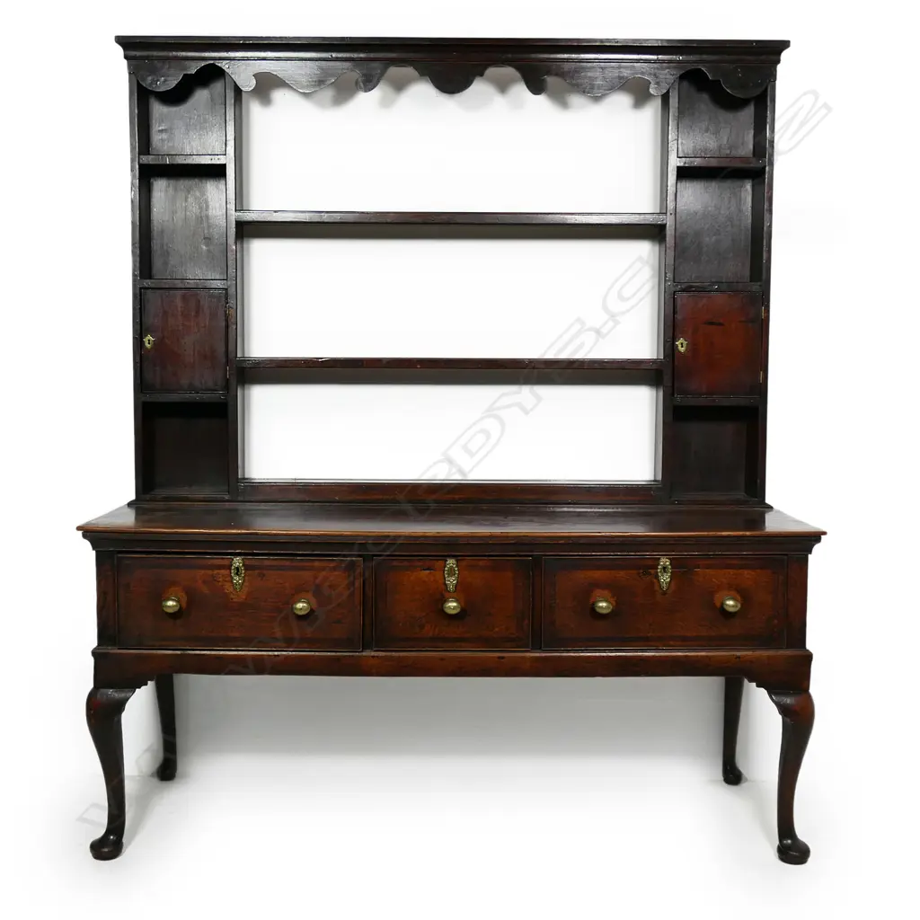 A Georgian oak Welsh dresser, Image 1++
