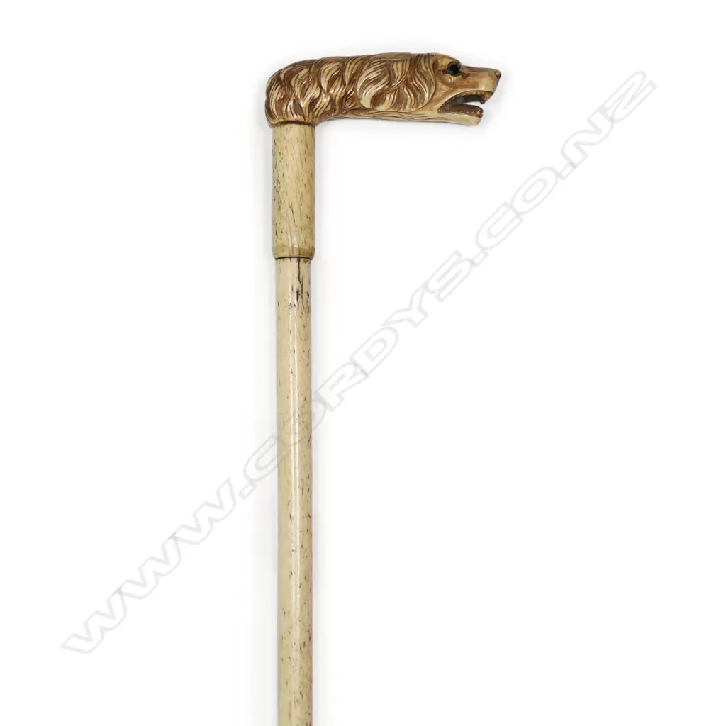 A 19thC whalebone walking stick, Image 1++