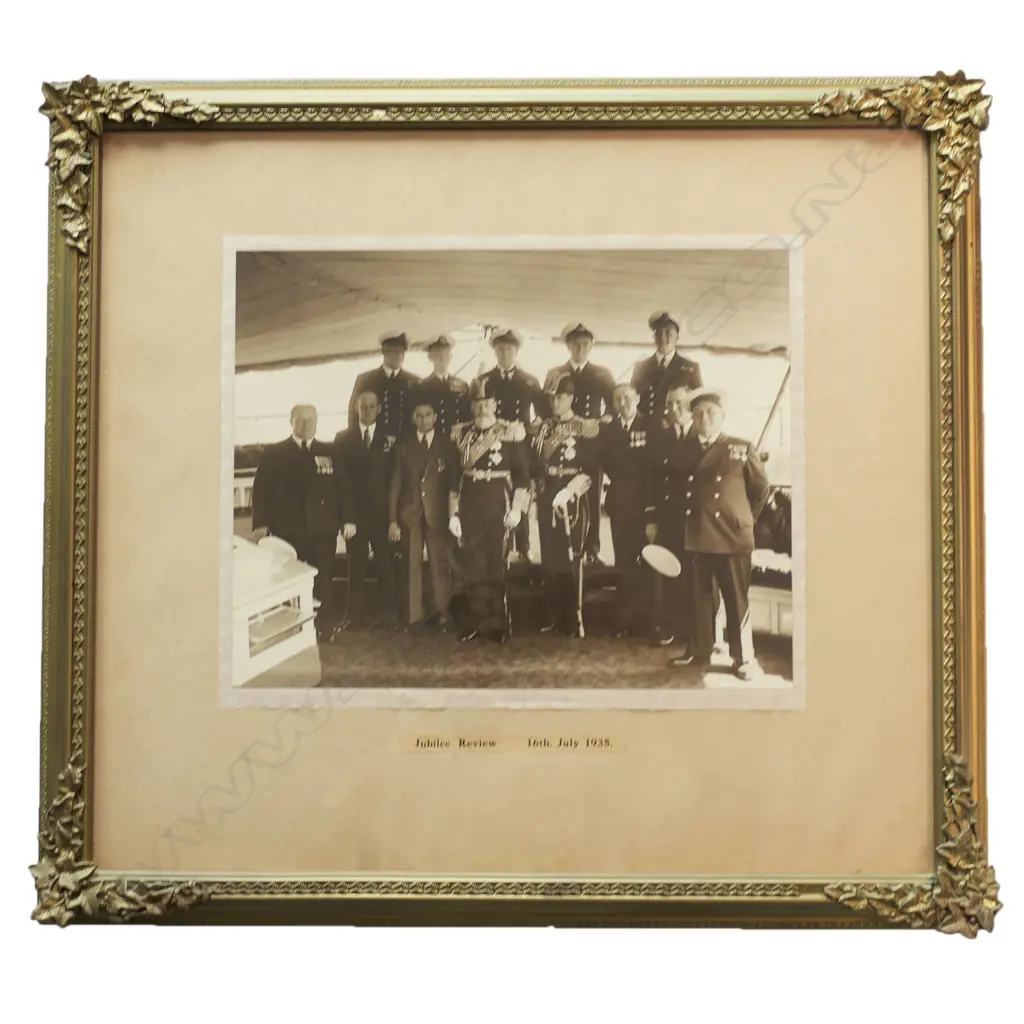 An MBE boxed medal awarded to Walter Holmes, Image 1++