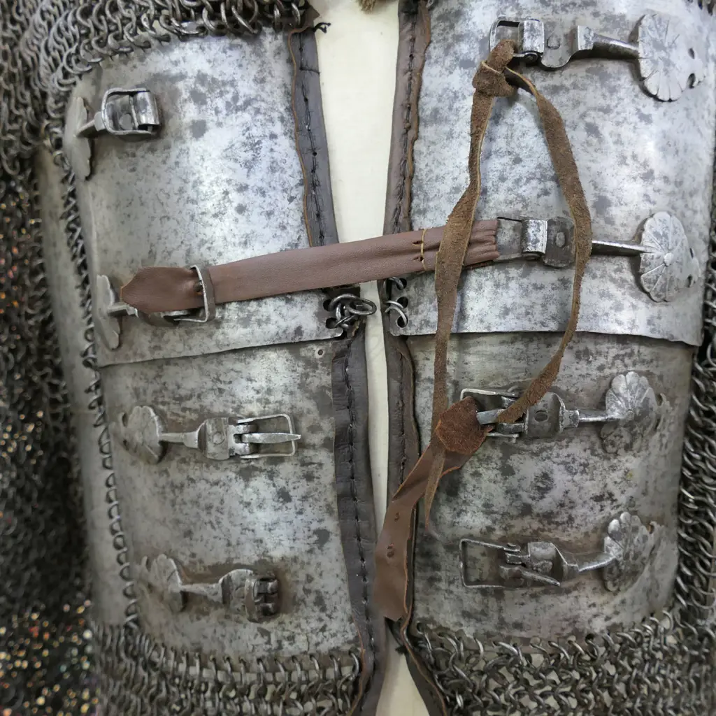 A good Indian mail and lamellar shirt, 17thC, probably Bijapur, Karnataka state, India, Image 1++