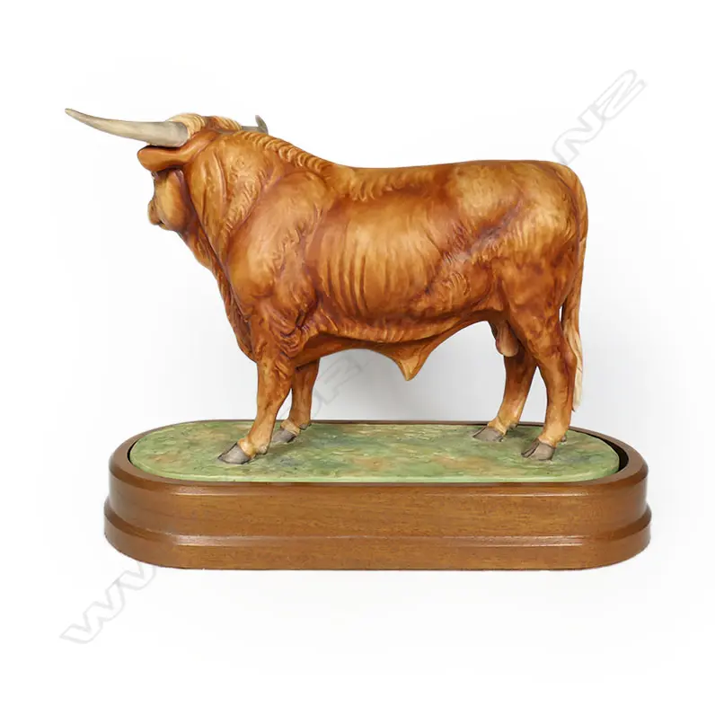A Royal Worcester figure of a Highland Bull, Image 1++