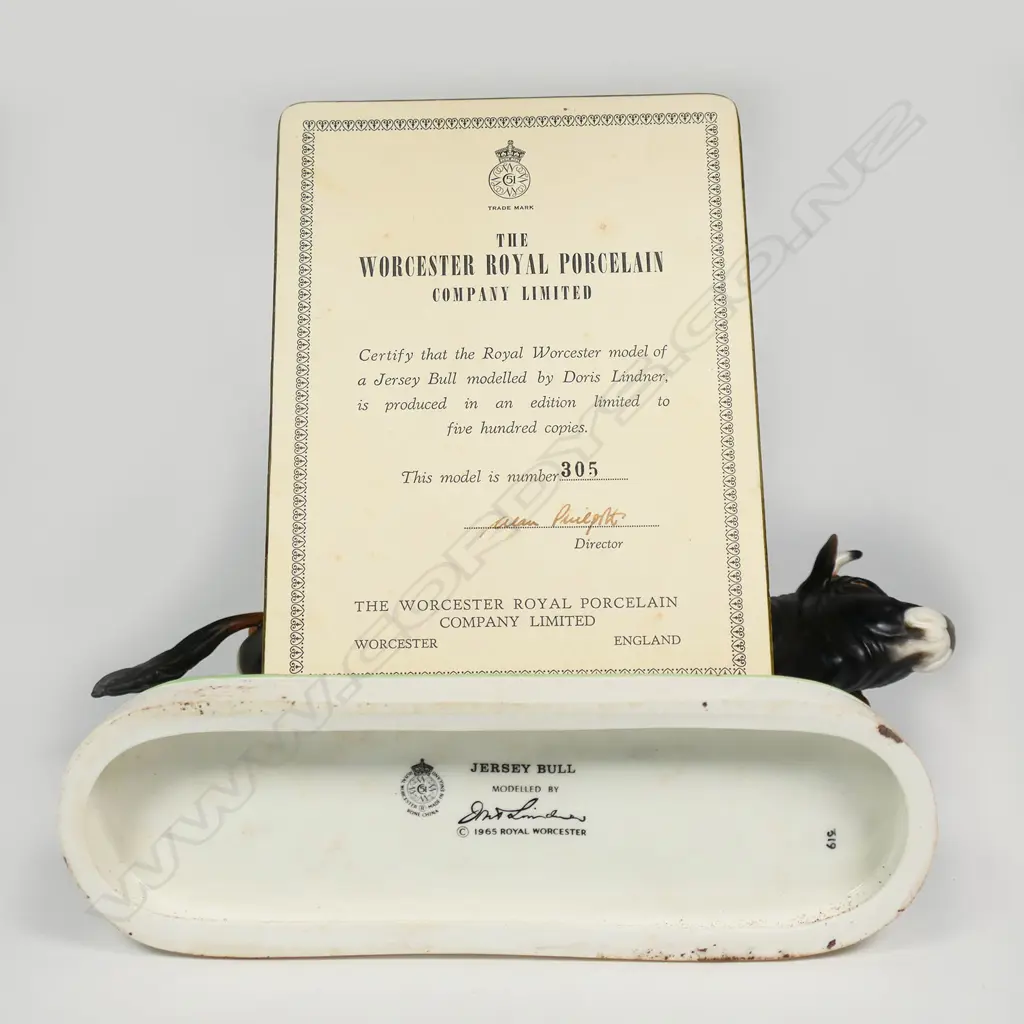 A Royal Worcester figure of a Jersey Bull, Image 1++