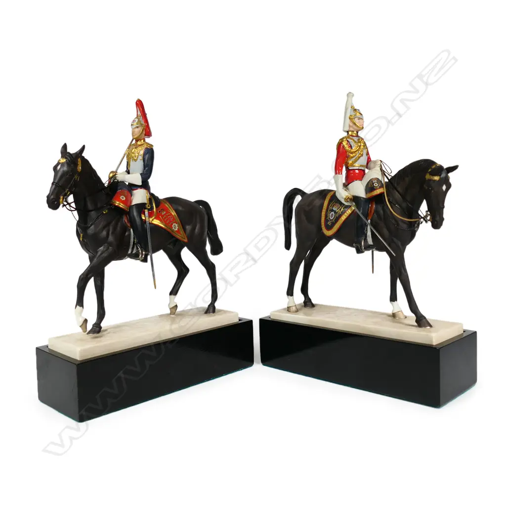 A pair of Royal Worcester Mounted Guards Officers, Image 1++