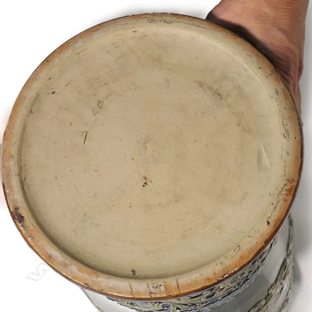 A Royal Doulton stoneware umbrella stand, Image 1++