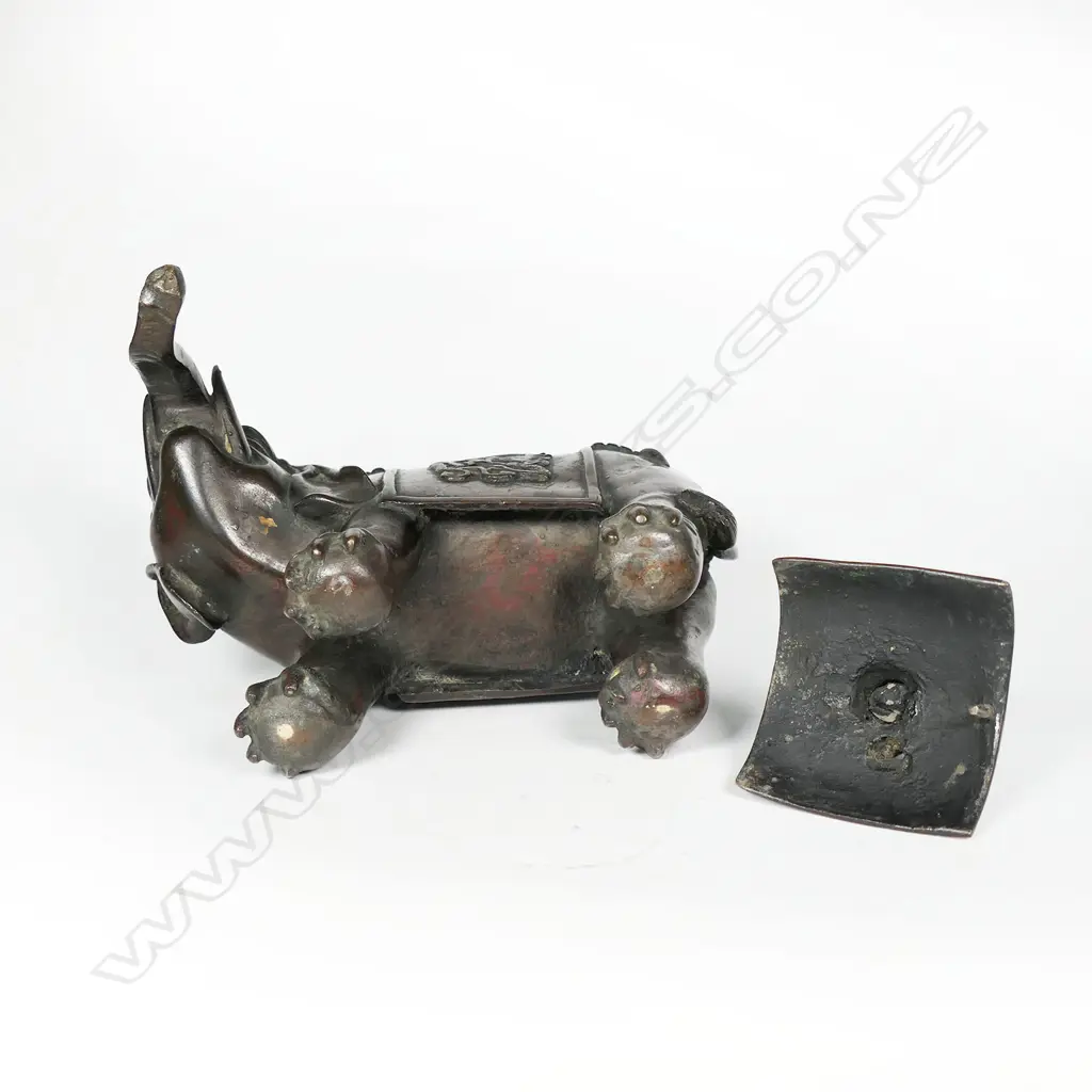 A Chinese bronze elephant with rider, Image 1++