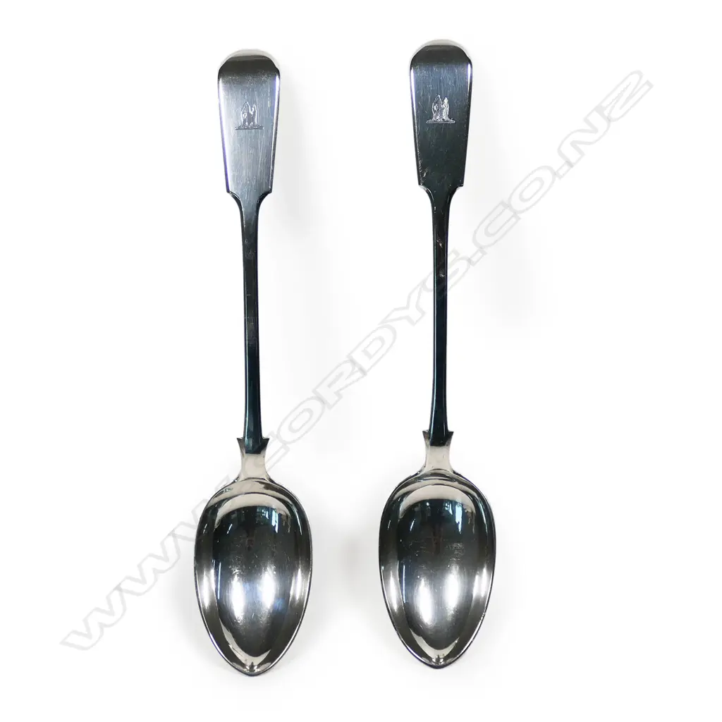 A pair of large and exceptional Victorian silver pie spoons, Image 1++