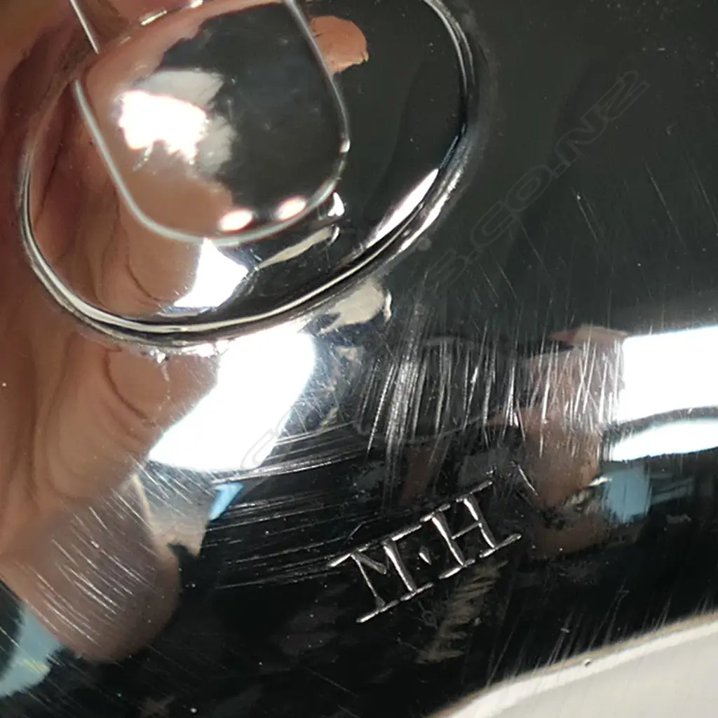 A rare George III Irish Cork provincial silver sauce boat, Image 1++