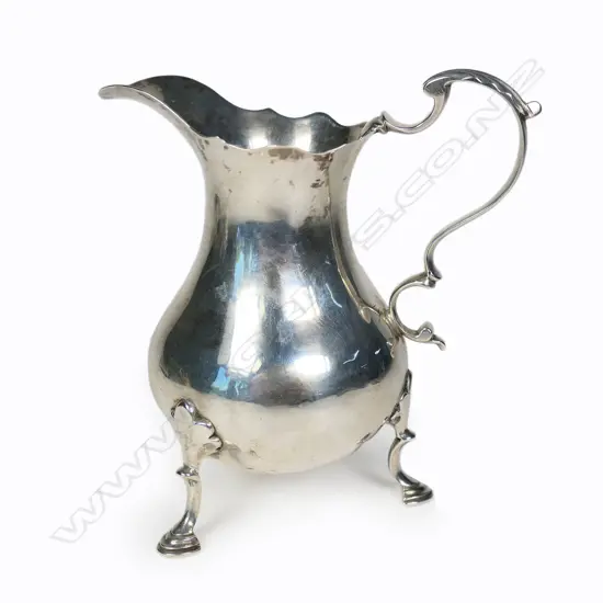 A George III silver creamer,