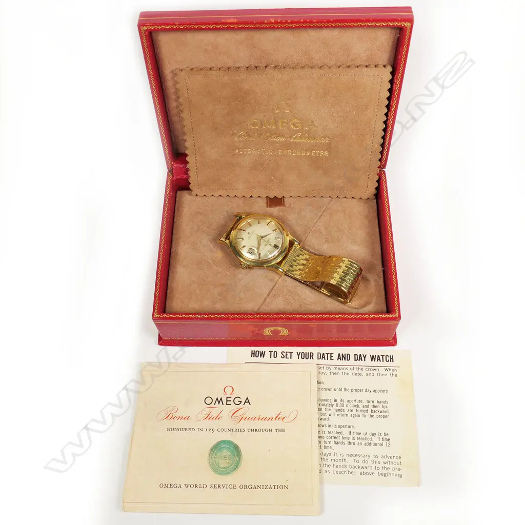 A c.1960s 18ct yellow gold Omega Constellation gent's automatic wrist watch, Image 1++