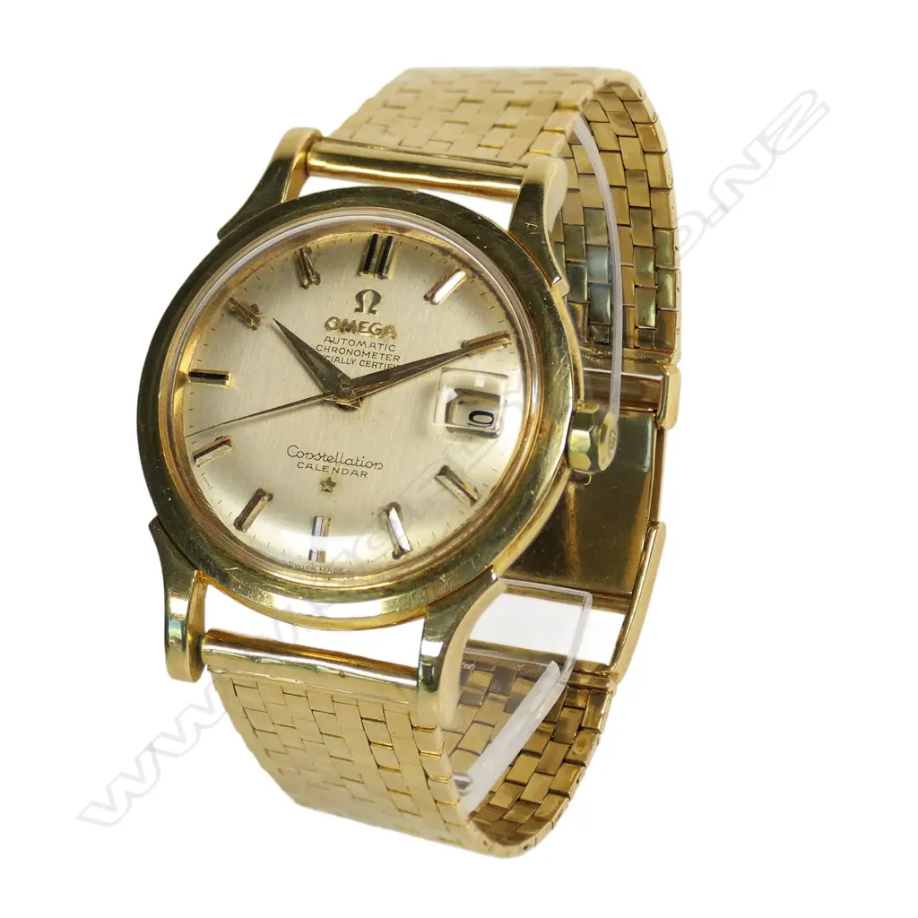 A c.1960s 18ct yellow gold Omega Constellation gent's automatic wrist watch, Image 1++
