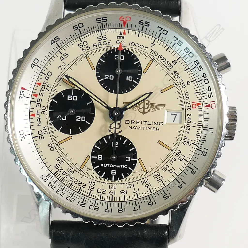 A gent's Breitling Old Navitimer chronograph wristwatch, Image 1++