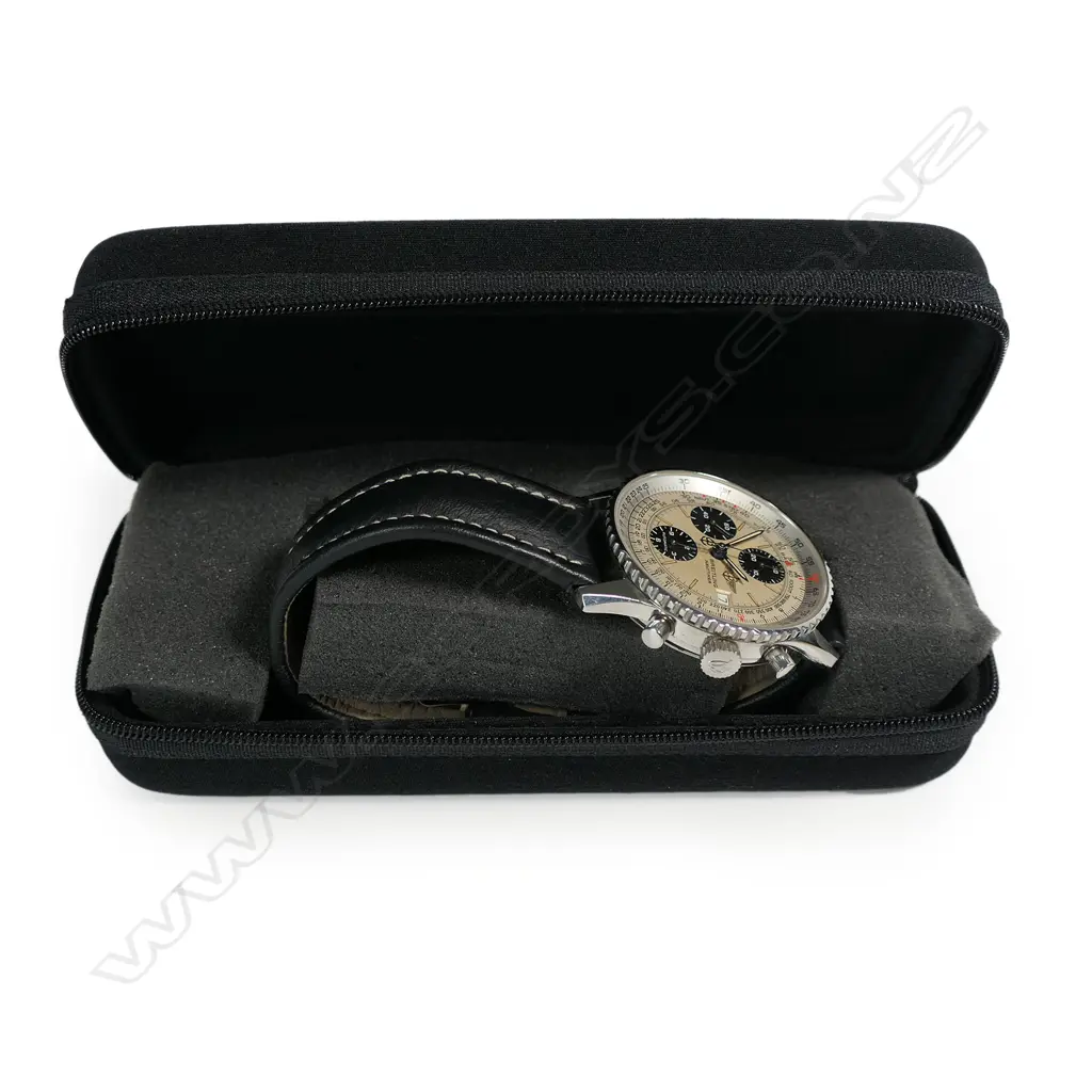 A gent's Breitling Old Navitimer chronograph wristwatch, Image 1++