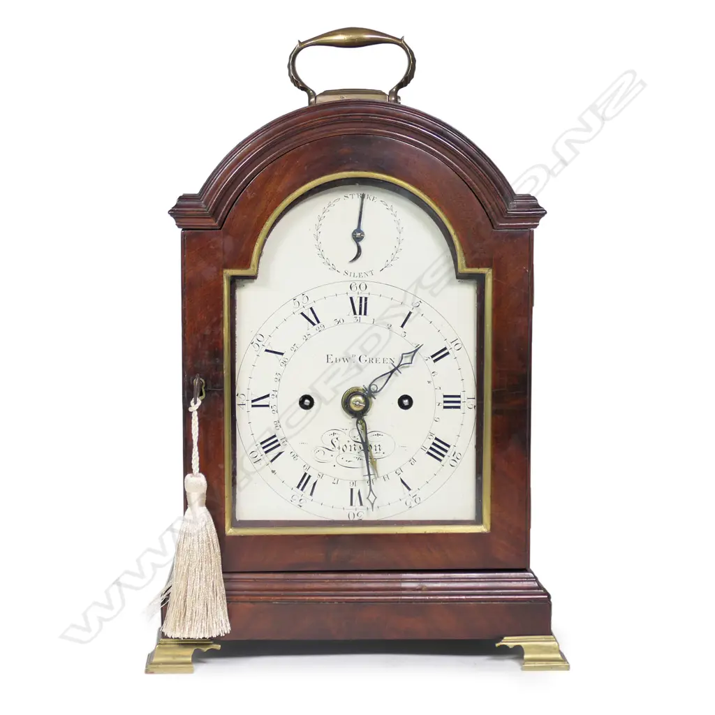 A George III bracket clock, Image 1++