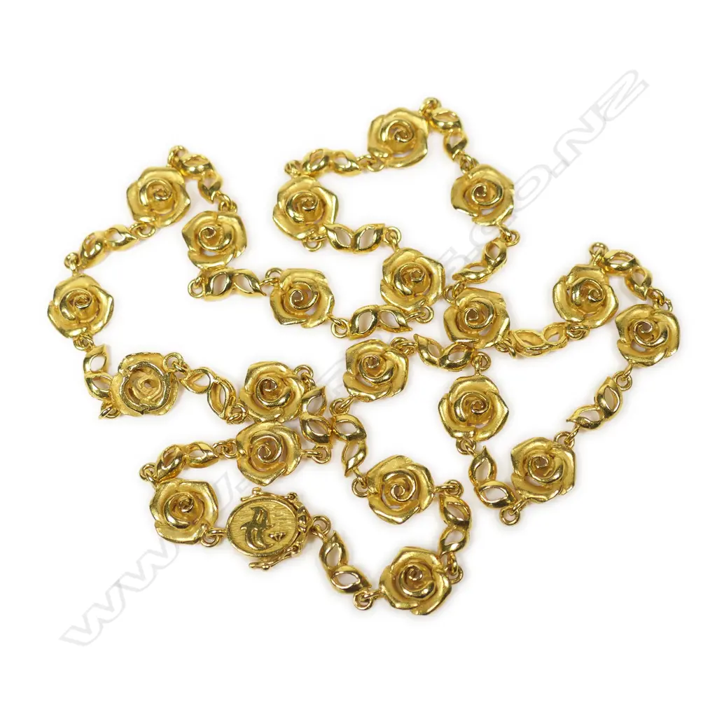 A 22ct yellow gold decorative link necklace, Image 1++
