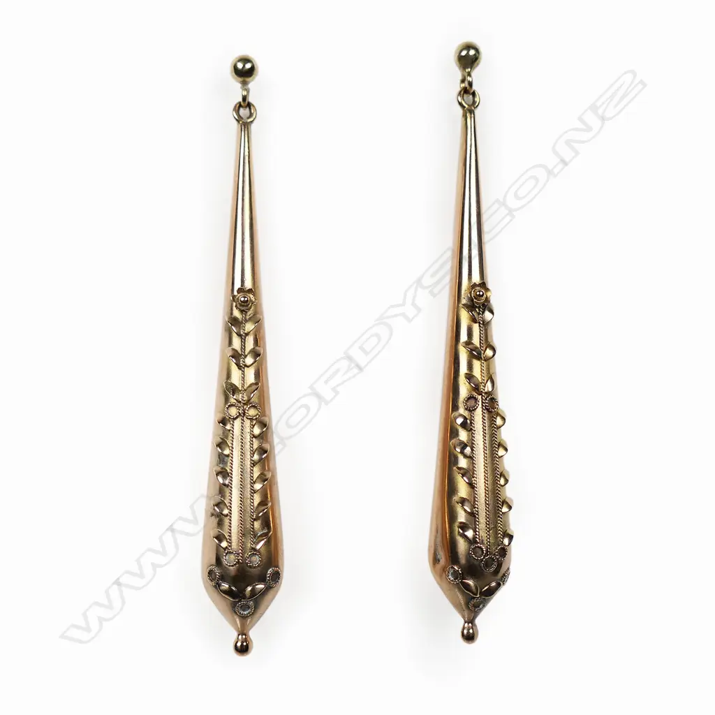 A pair of Victorian 9ct rose gold earrings, Image 1++