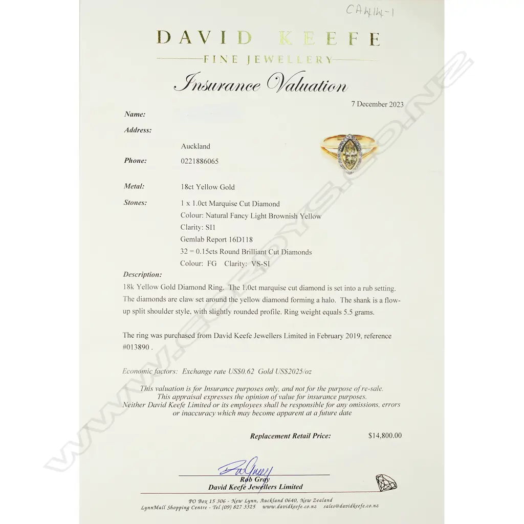 An 18ct gold and diamond solitaire ring, Image 1++