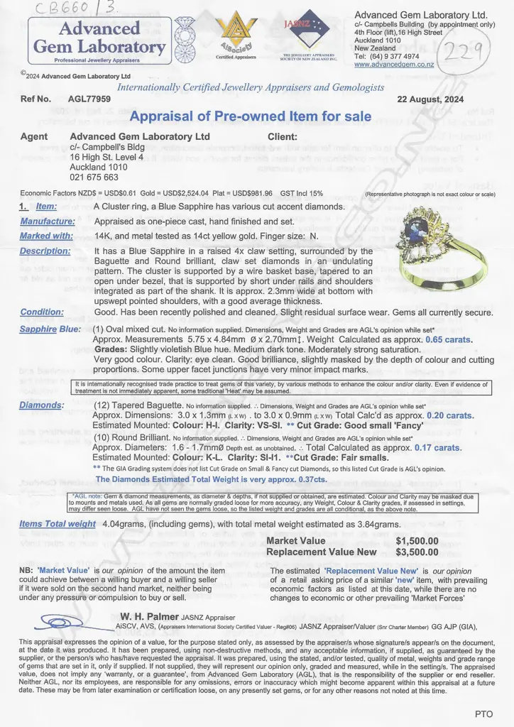 A 14ct gold sapphire and diamond ring, Image 1++