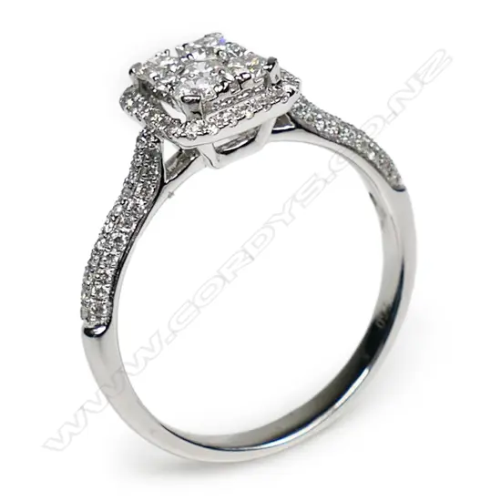 An 18ct white gold diamond cluster ring