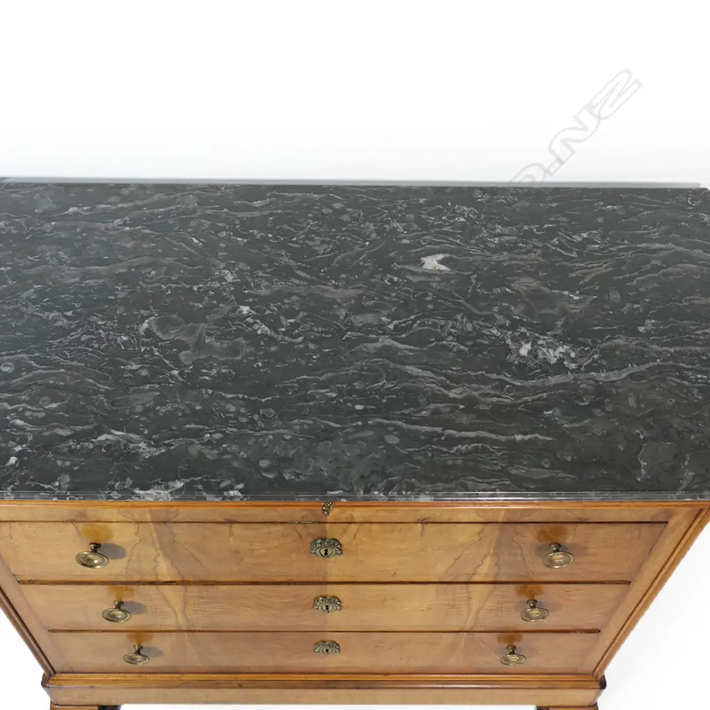 A 19thC French commode, Image 1++