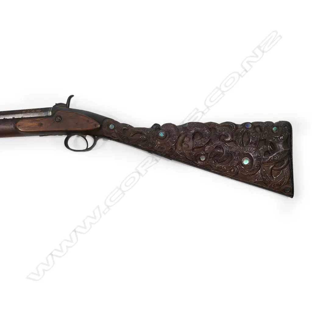 19thC muzzle loading Māori carved percussion shotgun, Image 1++
