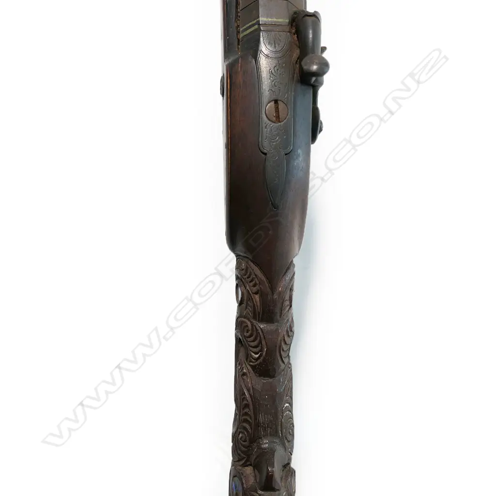 19thC muzzle loading Māori carved percussion shotgun, Image 1++
