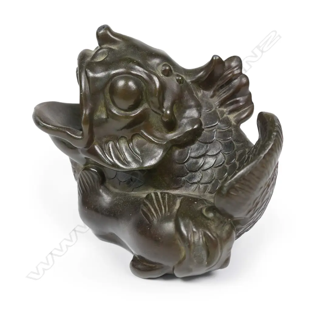 A Just Andersen Art Deco 'Disko' bronzed fish vase, Image 1++