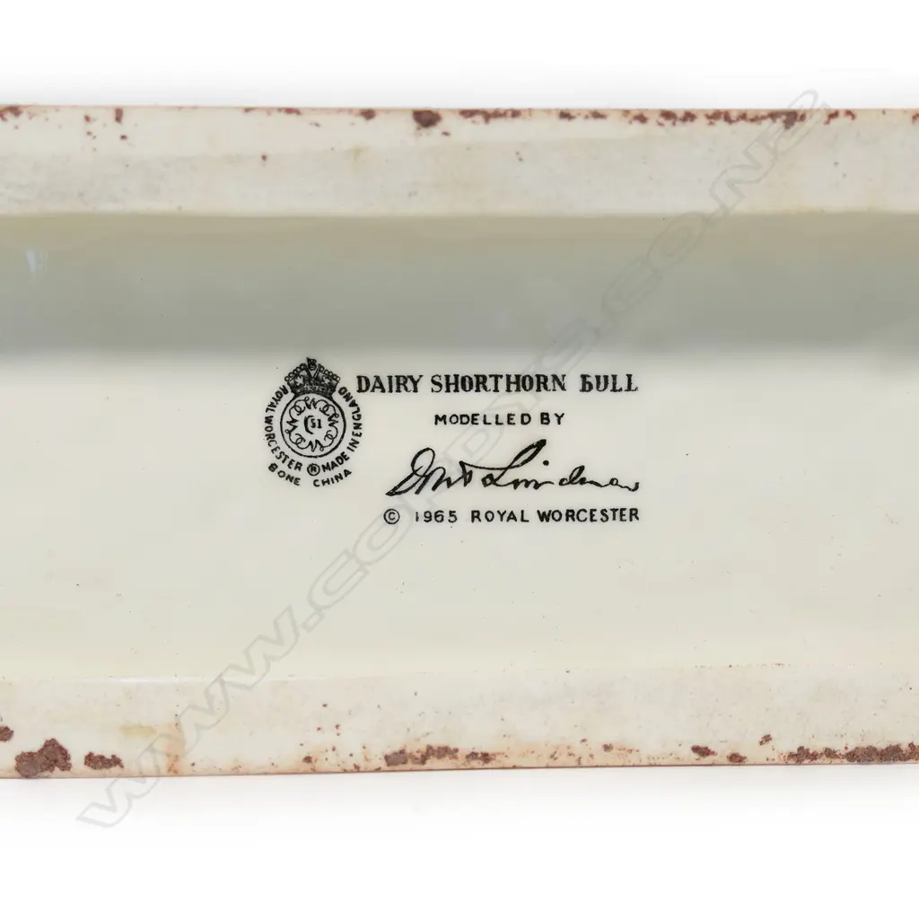 A Royal Worcester figure of a Diary Shorthorn Bull, Image 1++