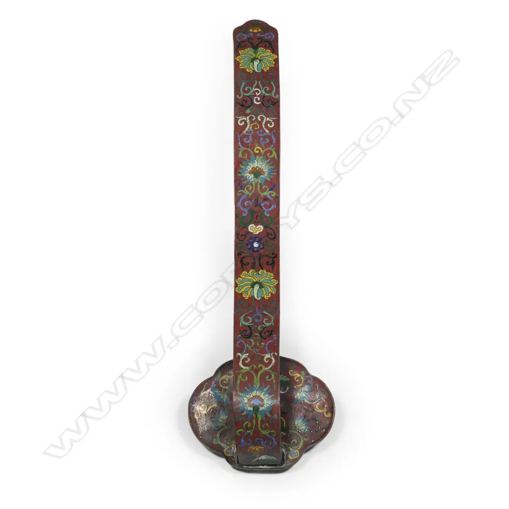 A Chinese cloisonne Ruyi Sceptre, Image 1++
