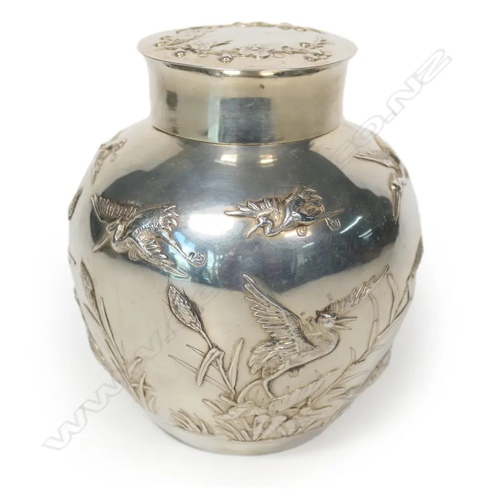 A c1900 Chinese 'Luen Wo' silver lidded ginger jar, Image 1++