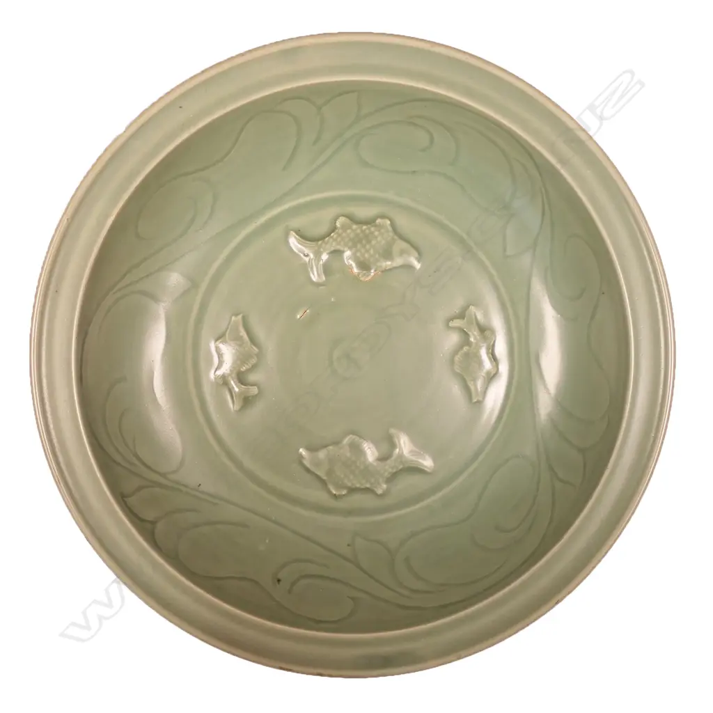 Chinese Longquan celadon four fish large shallow bowl, Image 1++