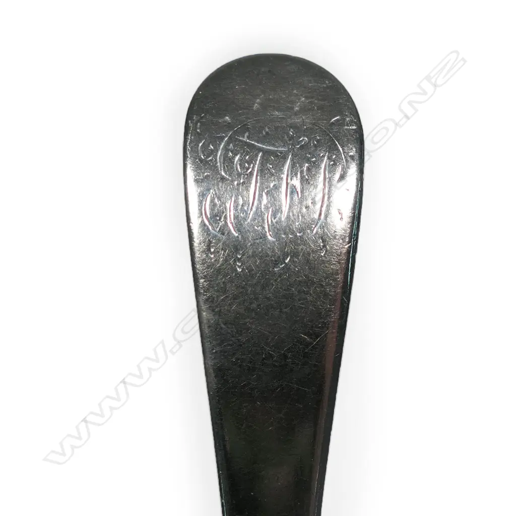 Six George III silver tablespoons, Image 1++