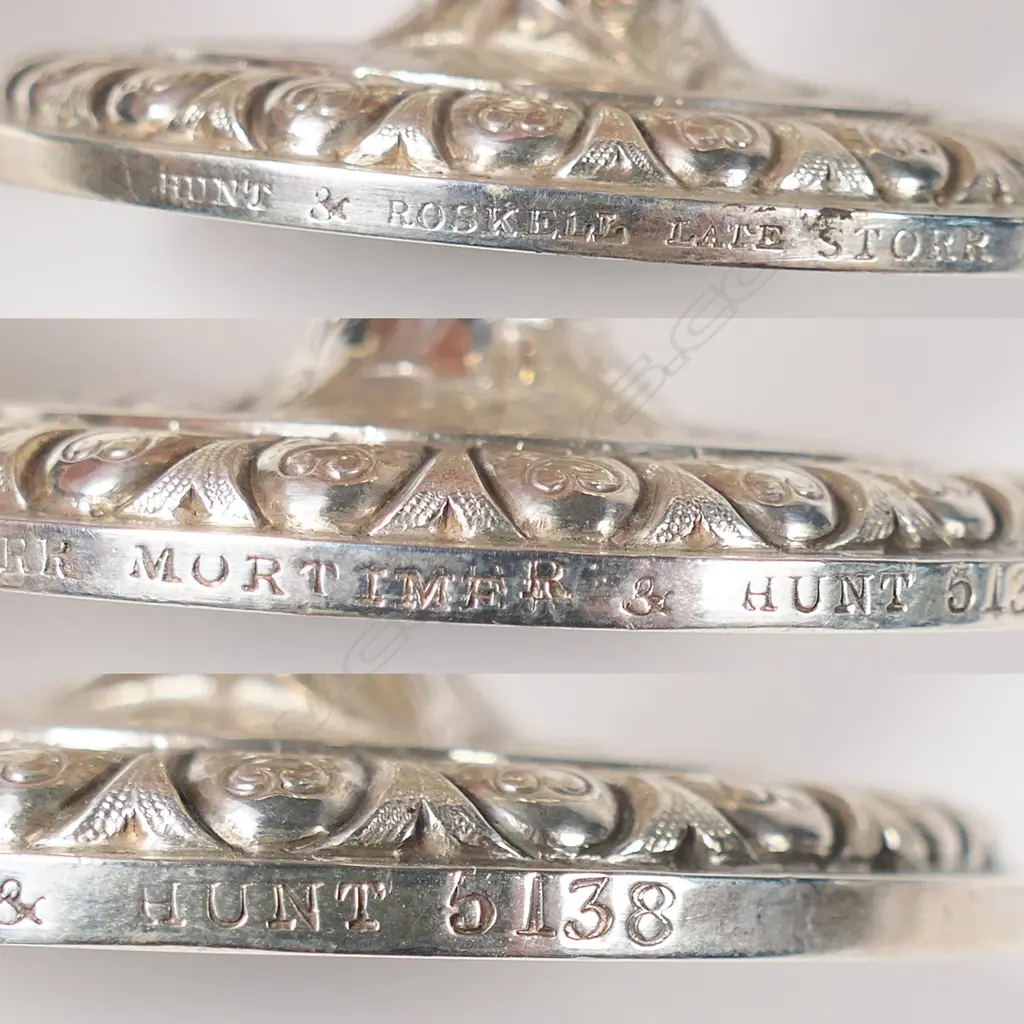 A pair of good gauge Victorian silver salts, Image 1++