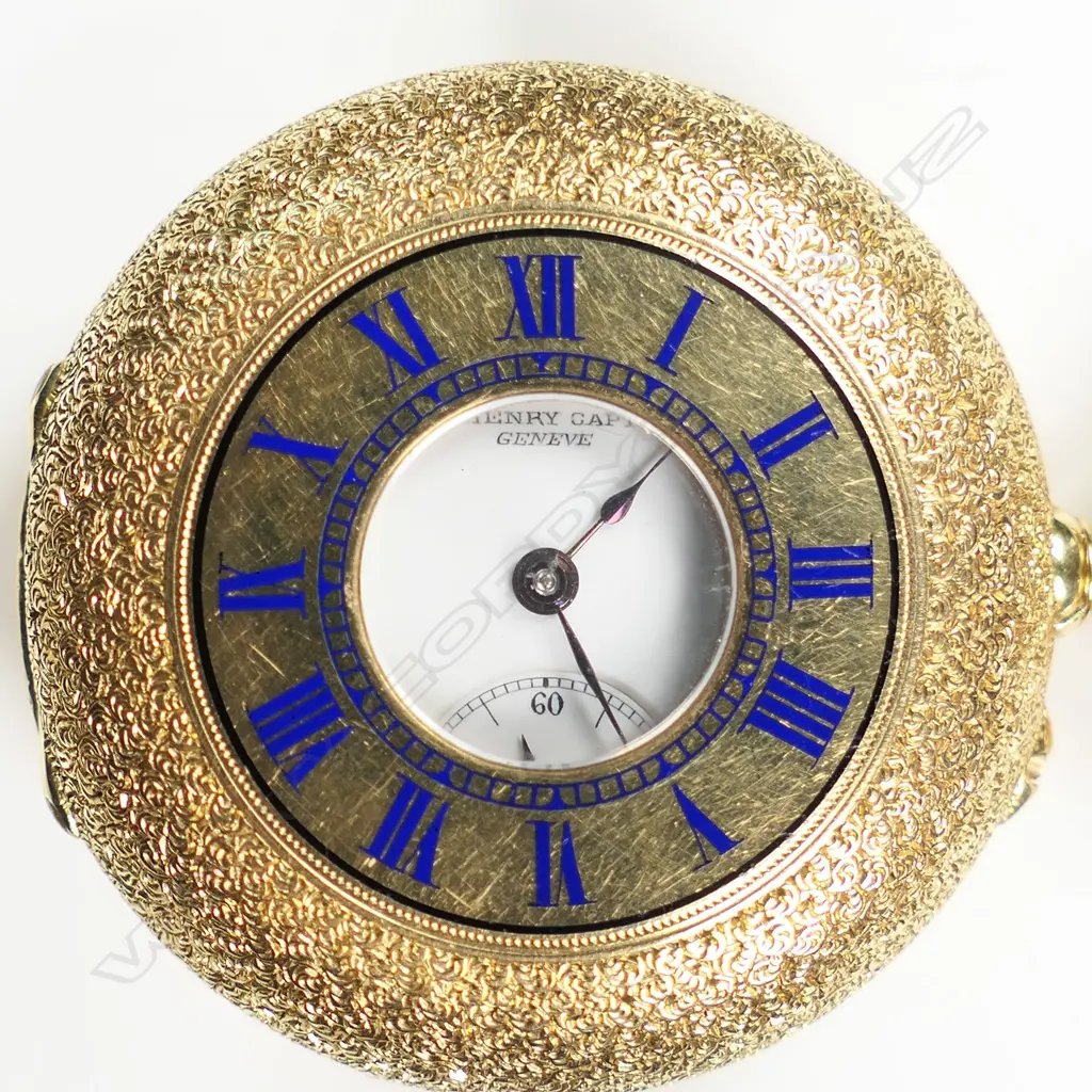 A quality 18ct yellow gold mid-size half hunter pocket watch by Henry Capt, Image 1++
