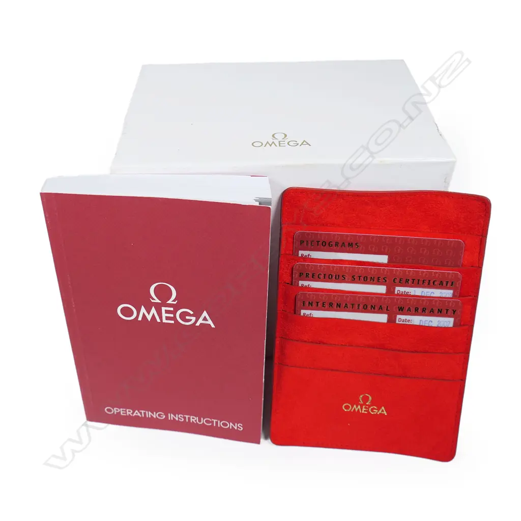 An 18ct gold and stainless ladies Omega Constellation wristwatch, Image 1++