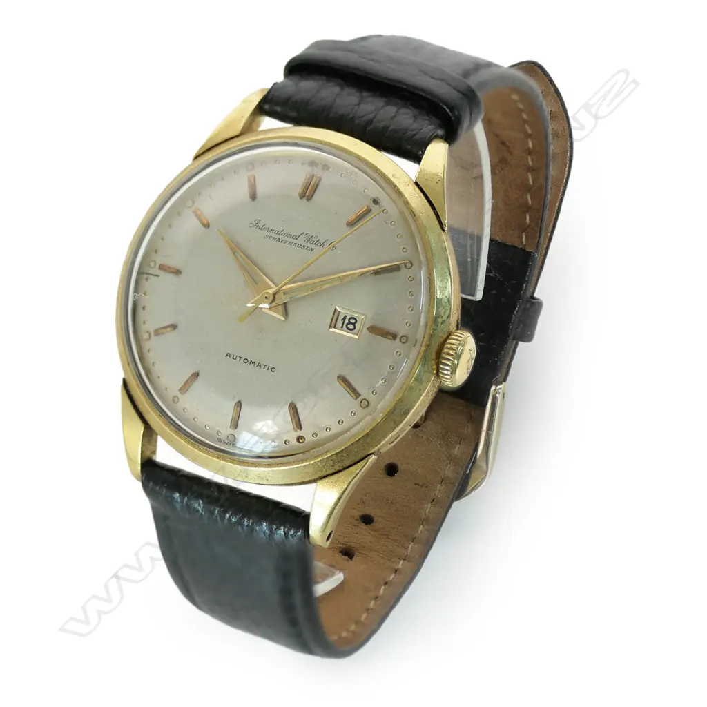A c.1960's 18ct yellow gold International Watch Co. wristwatch, Image 1++