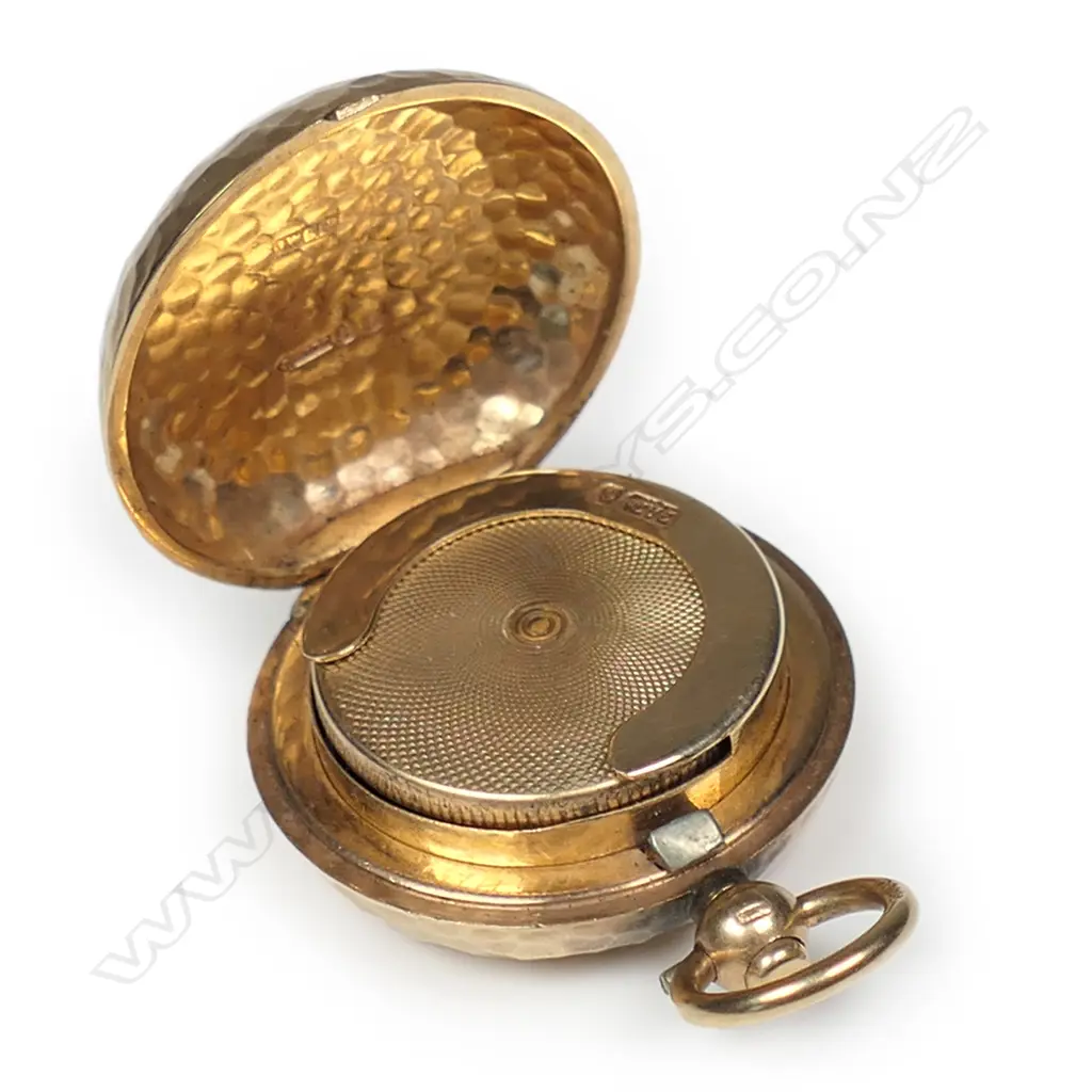 A 9ct yellow gold sovereign case, Image 1++