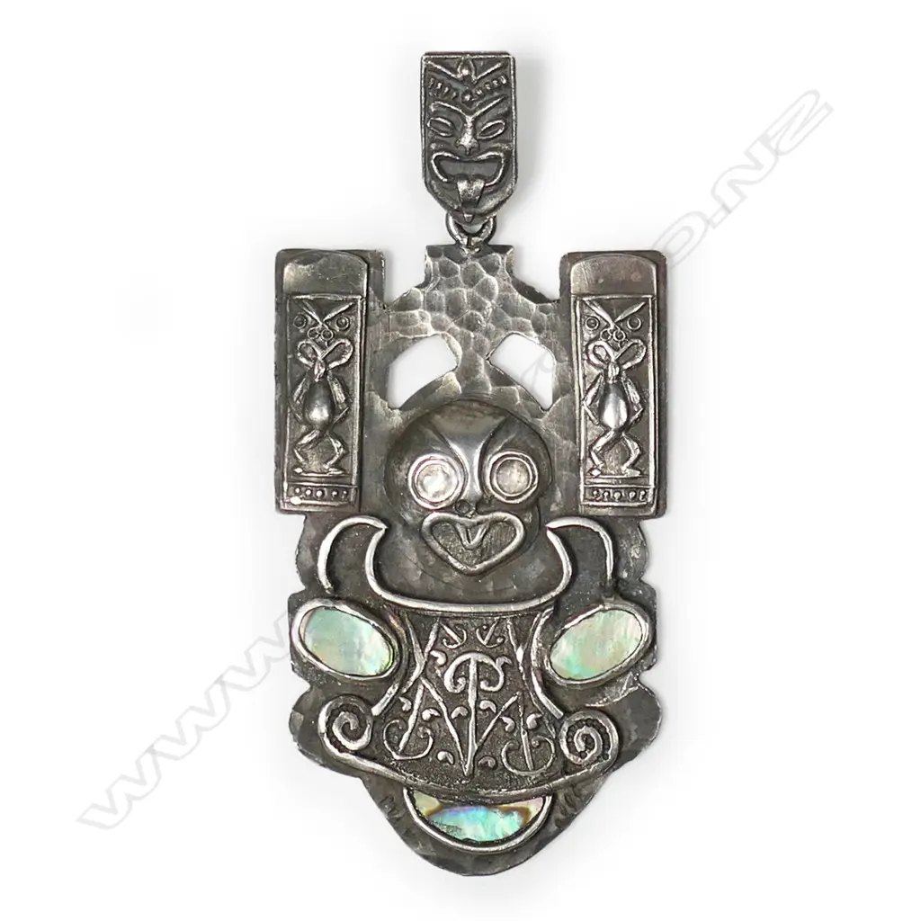 Reuben Watts (1869-1940) N.Z. Arts & Crafts Māori design silver and paua pendant, Image 1++