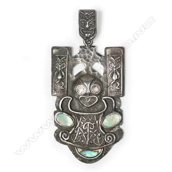 Reuben Watts (1869-1940) N.Z. Arts & Crafts Māori design silver and paua pendant,